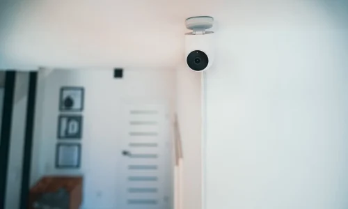 Ce ar trebui să știi înainte de a instala un sistem de supraveghere video inteligent acasă?
